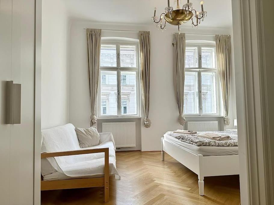 Chic - Near U3 Metro Apartament *