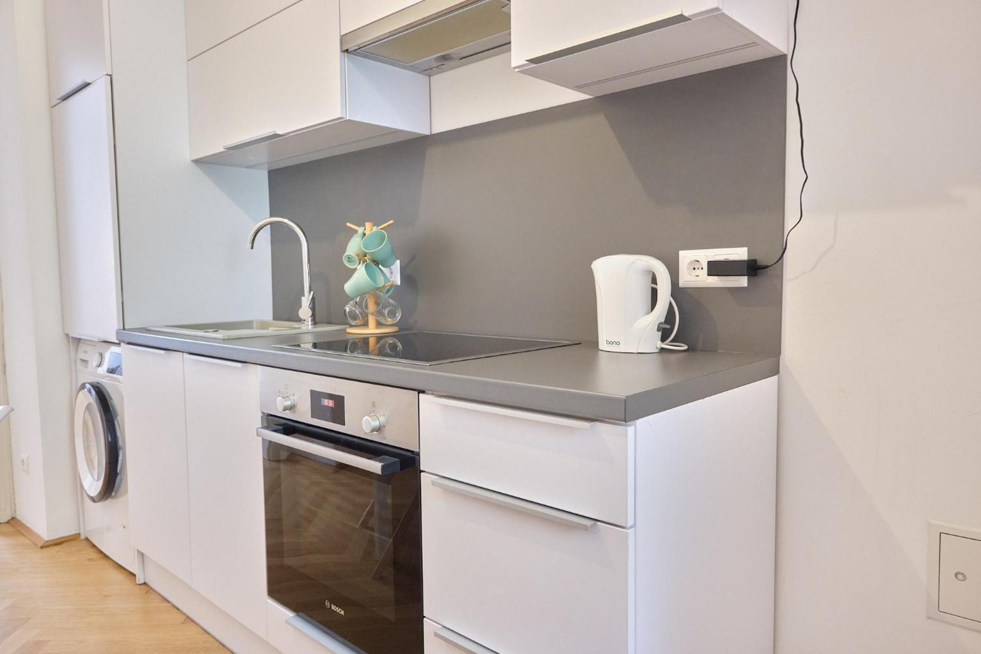 Apartament Chic - Near U3 Metro Wiedeń