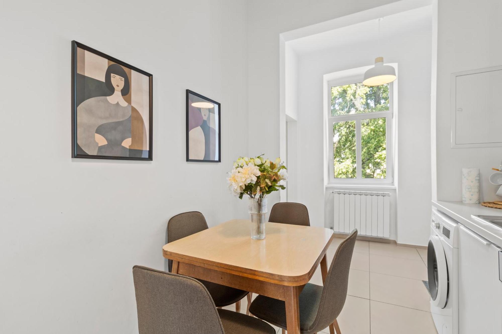 Apartament Chic - Near U3 Metro