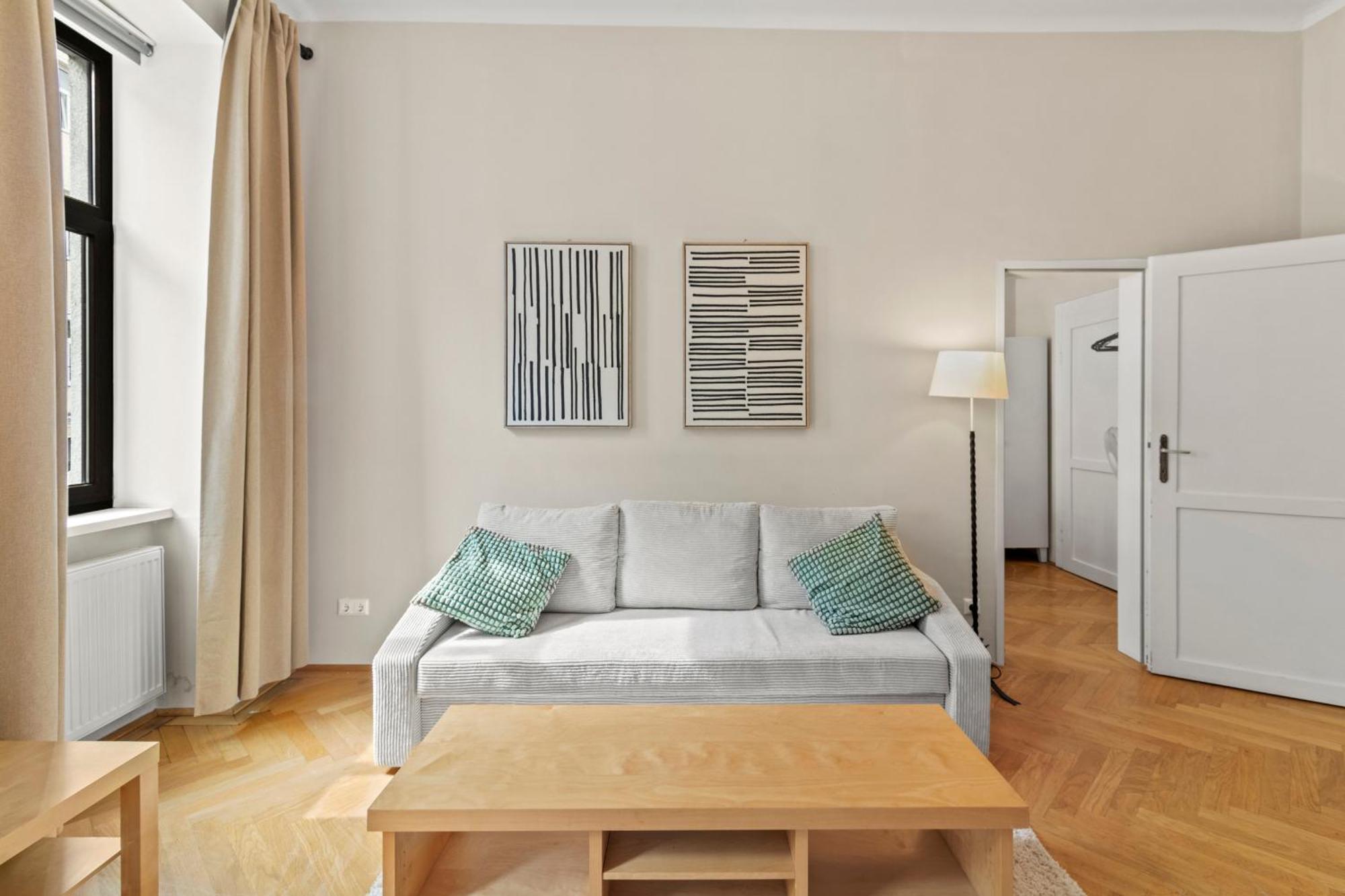 Chic - Near U3 Metro Apartament *